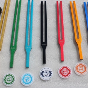 7pc chakra tuning fork set with mallet activator and pouch for sound healing kit for use meditation relaxation