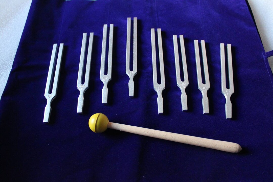 8 Pc Harmonic Tuning Fork Set With Mallet Activator and Pouch for Sound