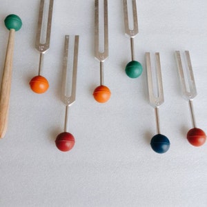 Solfeggio tuning fork set of 6 with balls and pouch mallet + om tuning fork free
