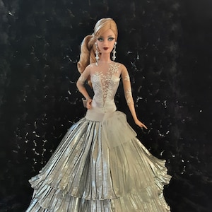Barbie 2008 holiday doll hot sale