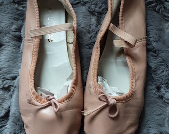 Girl's Ballet shoes