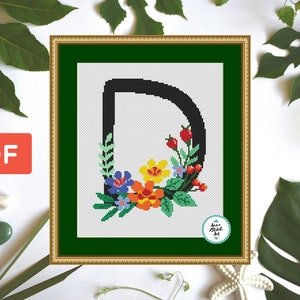 Padrão de ponto cruz floral letra D – Download em PDF, Design de bordado de alfabeto monograma, Ponto cruz inicial, Ponto cruz botânico