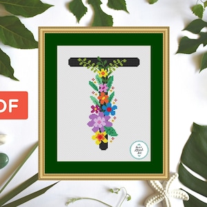 Patrón de punto de cruz con letra T floral: elegante diseño de bordado del alfabeto, monograma t, punto de cruz inicial, bordado botánico