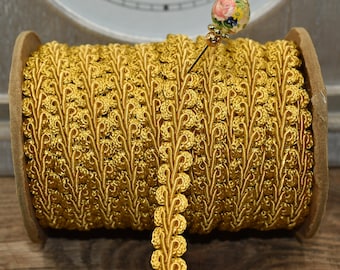 6ft Vintage Gold Gimp Braid Trim -7/16”wide- Antique Scroll Edge Decorative Sewing • Upholstery Trim • Costume Trim