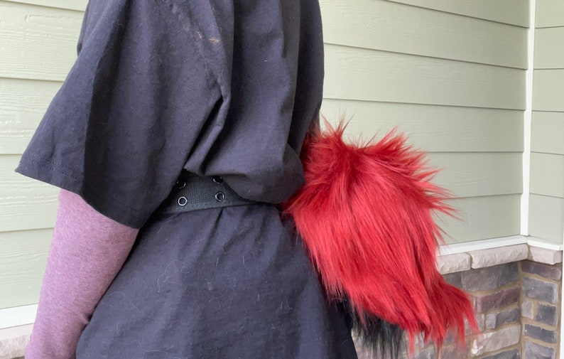 Red and Black nub tail Red and Black nub tail