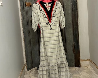 S M L Vintage 70er Jahre halbes Ärmel kariertes gestreiftes Maxi Kleid boho Cottagecore Prairie Kaftan Muumuu Hostess Kleid