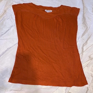 S Vintage 60s 70s ribbed knit crop collared sleeveless top/vest retro white orange green vertical striped