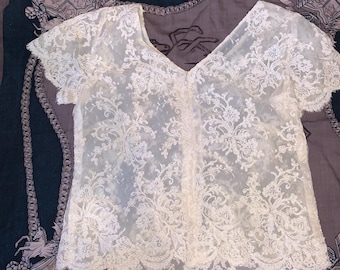 M L Vintage Creme Elfenbein Spitze schiere Kurzarm Bluse Abend Victorian Boho Prärie ausgefallene Bluse