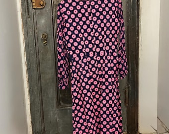 S M Vintage 60er Jahre mod navy blau und Barbie rosa Blume schiere Langarm Kleid Midi Hostessen Kleid fit und flare