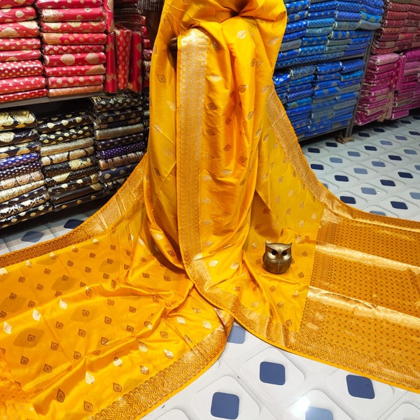 Saree Banarasi en soie katan muga pure avec pièce de chemisier sari bengali Livraison gratuite