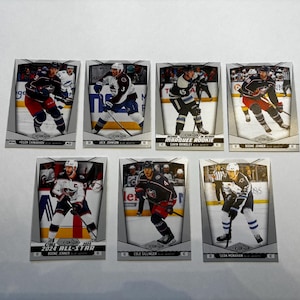Cartes de hockey o-pee-chee, gilets bleus colombiens 2024-25