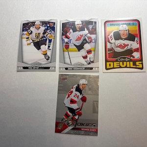 Neues Jersey Teufels O-Pee-Chee & Ober Deck Rookie 2024-25 Kartenbund