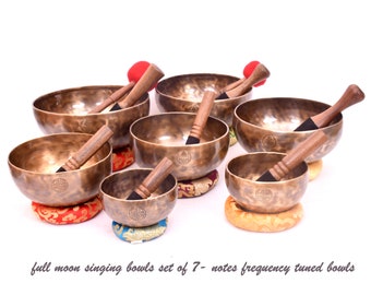 17 cm to 25 cm Chakra Frequency tuned full moon singing bowl of 3rd octave - Complete Healing Meditation set of 7 - Singing Bowls from Nepal