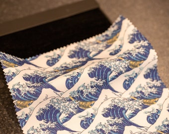 Hokusai Great Wave Kanagawa Glasses/Lens Cleaning Cloth, 19cm by 19cm, 100% Performance Piqué