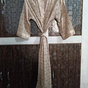 Floral Print robes, bridesmaid kimono robe, floral kimono, Beautiful bridal kimono, Indian floral gown, Indian floral robe, printed organic