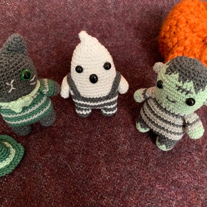 Halloween Amigurumi Pattern Collection | Easy Beginner Crochet Halloween Characters | Cute Cat Ghost Frankenstein Amigurumi Crochet Tutorial
