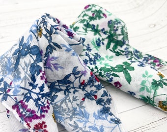 Wildblumen bedruckter Baumwoll-Gaze-Schal, Baumwoll-Bandana, weicher Baumwollschal, Chemoschal, Boho-Schal, Geschenktaschentuch, Vintage-Schal