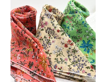 Dandelion print Cotton gauze scarf, Cotton Bandana, gift scarf, chemo scarf, Cotton handkerchief, gift handkerchief, Vintage scarf