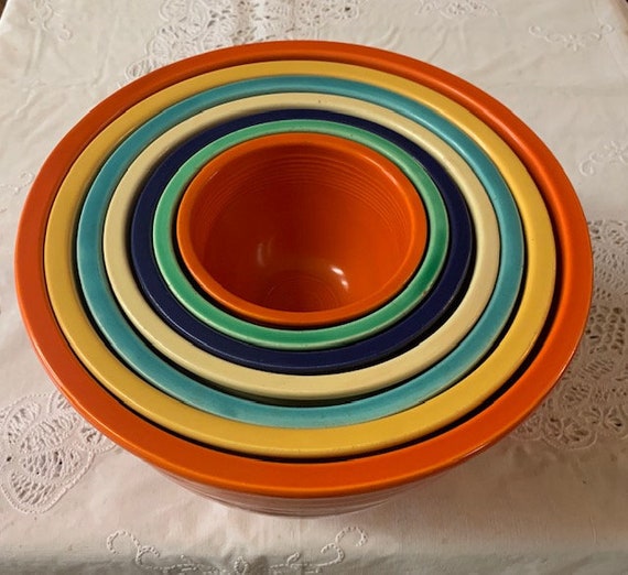 stacking mixing bowl set