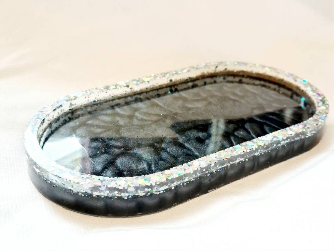 Black Glittered Trinket Tray Handmade Resin Trinket Tray Etsy