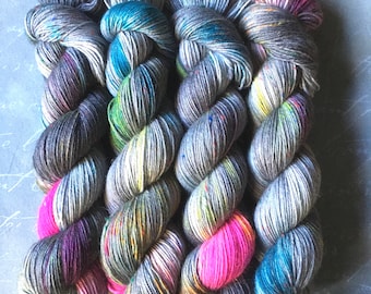 Sock yarn, hand dyed, THUNDER WEATHER