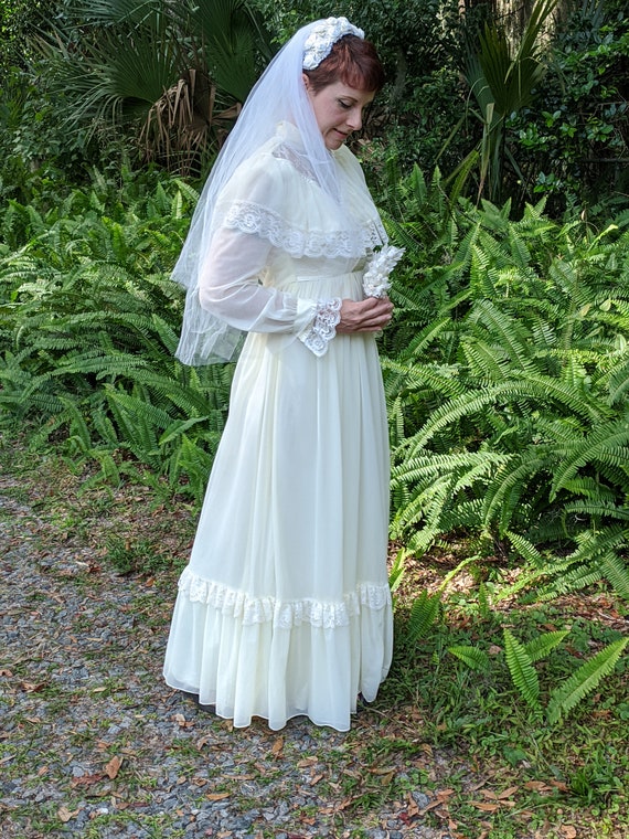 1970's Wedding Dress