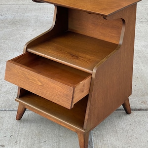 Heritage Henredon Midcentury Modern Nightstand