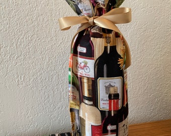 Wine Bottle Bags in Wine Bottle Print/Perfect Hostess Gift Bags for All Occasions