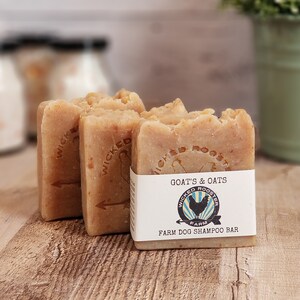 Essential Dog Sensitive Shampoo Bar (Oatmeal & Goatsmilk)