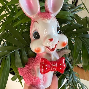 Vintage Ceramic Arnart Made in Japan Pink Spaghetti Bunny Rabbit