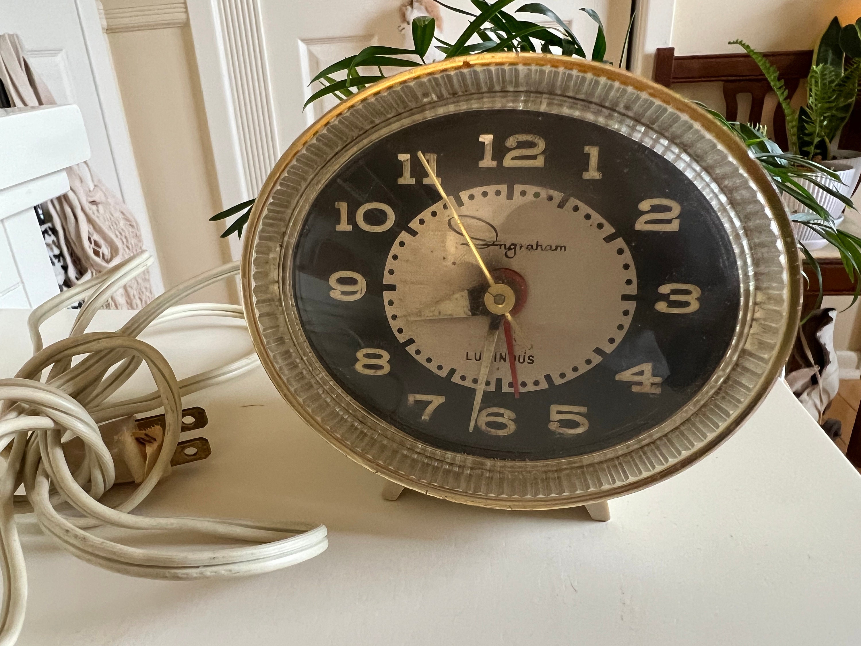 Vintage Ingraham Nightstand Alarm Clock Working Etsy