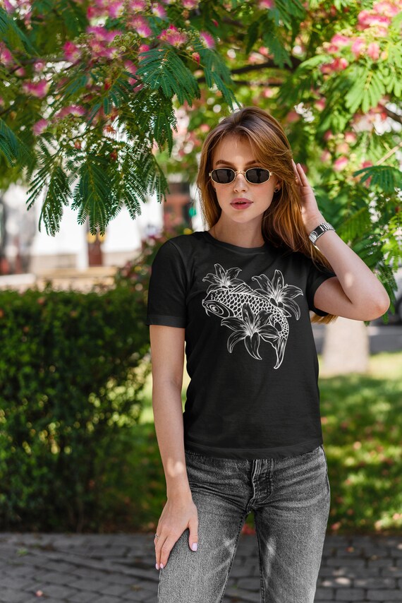 Koi Fish Shirt, Unisex Tee, Koi Carp Fish T Shirt, Fishing T-Shirt, Zen Buddhist TShirt, Japanese Koi Fish Shirt, Koi Fish Art, Koi Design