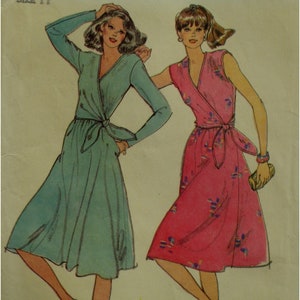 Wrap Bodice Dress Pattern, V- neck, Sleeveless/ Long Sleeves, Flared Skirt, Knit Fabric, Butterick 6918 Size 11 Bust 33.5" 85 cm