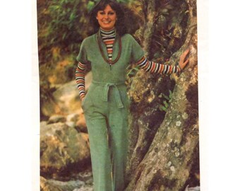 Zipper Front Jumpsuit Pattern, Stand up Collar, Short Sleeves, Side Pockets, Straight Legs, Tie Belt, Butterick 4380 Size 8 OR Size 12