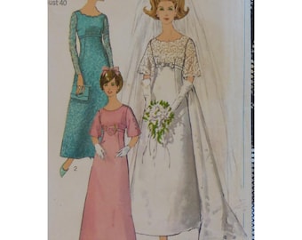 Simplicity 6825, 60s Scallop Neck Bridal Gown Pattern, Empire Waist, Bell/ Fitted Sleeves, A- line, Shaped Train,  Size 18/ 20 Bust 40"