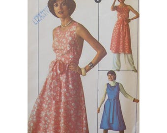 Wrap Dress Pattern, Jumper, Pants, Open Shoulders, Flared Skirt, Scoop Neck, Straight Legs,  Simplicity 7707 Size 12