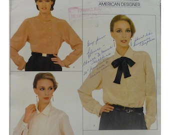Vogue 1025 Calvin Klein Side Button Blouse, Pointed/ Shawl Collar, Long Sleeves, Cuffs, Size 6 8 10