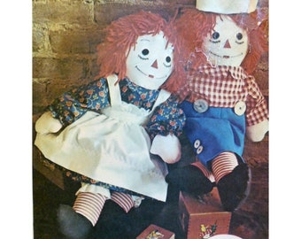 Raggedy Ann Doll Pattern, Raggedy Andy, Clothing, Wool Hair, Moveable Arms and Legs, Stuffed Cotton, McCalls 2531 Size 15' 20' 25" Dolls