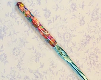 Handmade Polymer Clay Covered Boye Crochet Hook - Size J/10 6.00mm - Flowers and Blue Butterflies