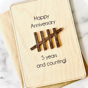 Carte en bois personnalisée du 5e anniversaire, cadeau du 5e anniversaire, cadeau en bois, cadeau du 5e anniversaire pour lui/elle, mari/femme du 5e anniversaire