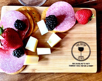Personalized Bamboo Charcuterie Board: Vino before Vows Bachelorette Party Favor