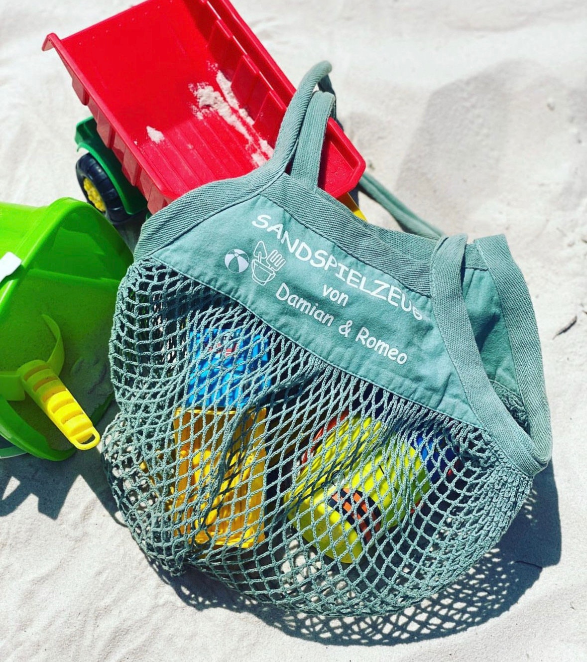 Netztasche Sandspielzeug, 2 Stück Strandspielzeug Tasche, Groß Strandtasche  Strandspielzeug Kinder, Netztasche, Tragbare Kinder Aufbewahrung Netz Tasche,  für Familie Urlaub : : Küche, Haushalt & Wohnen