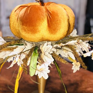 Velvet Pumpkin Floral Centerpiece, Pumpkin Floral Arrangement, Fall Floral Centerpiece, Table Decor, Home Decor, Home and Living
