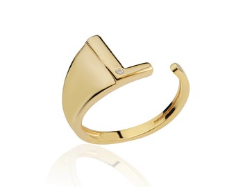 L Letter Ring