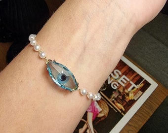 Evil Eye and Pearls Bracelet