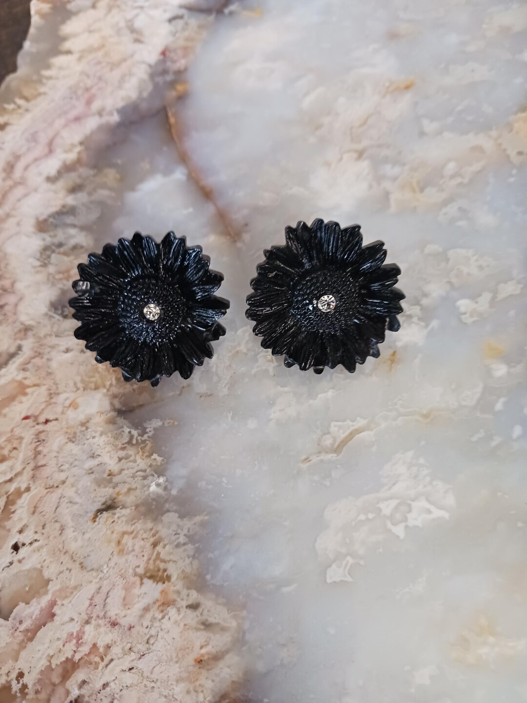 Black Daisy Rhinestone Gothic Stud Vintage Earrings - Etsy