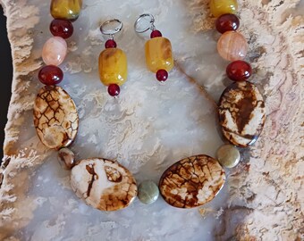 Agate Vintage Necklace Set