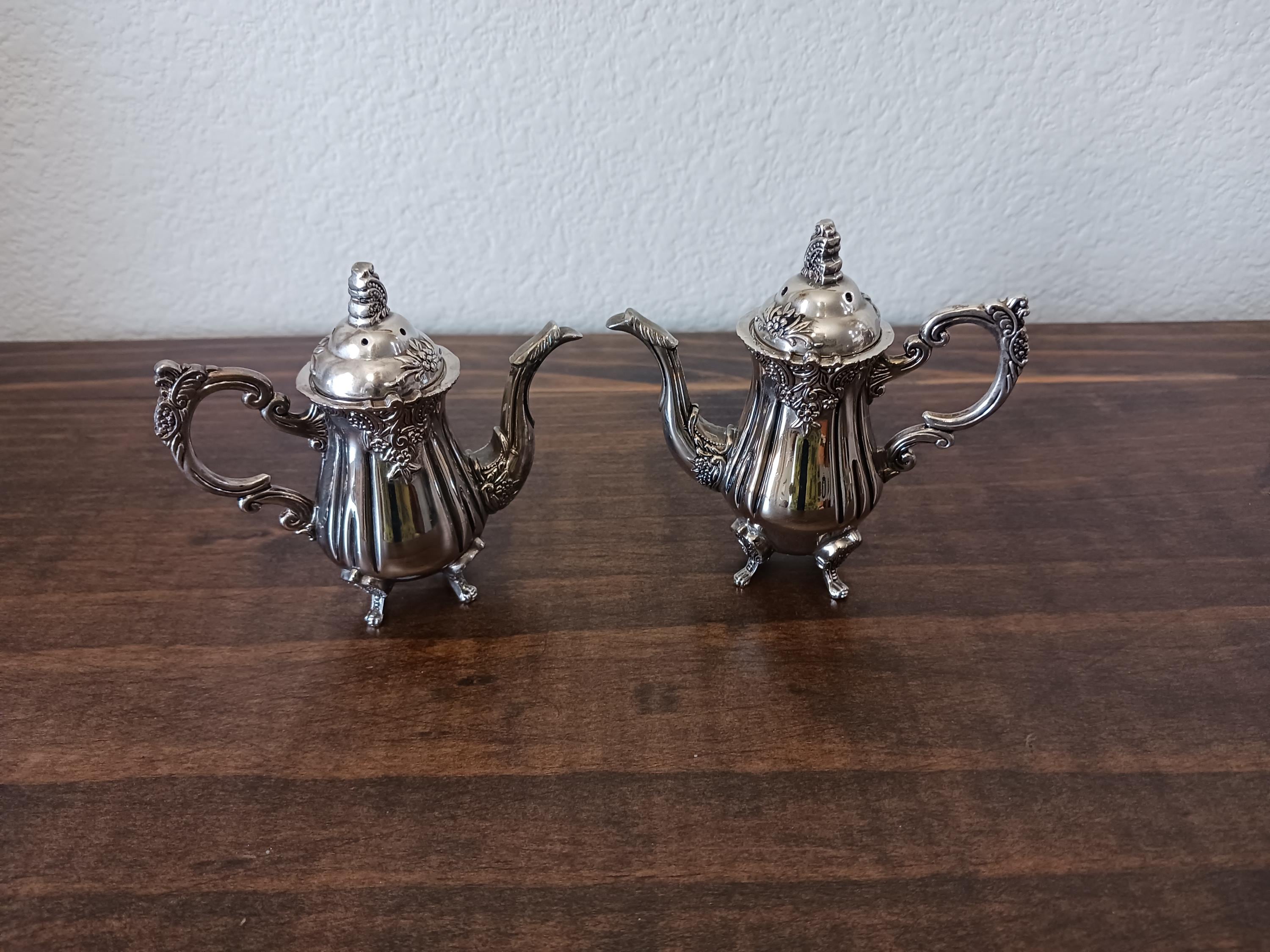 Vintage Godinger Silver Plated Set of Tea Pots Salt and Pepper