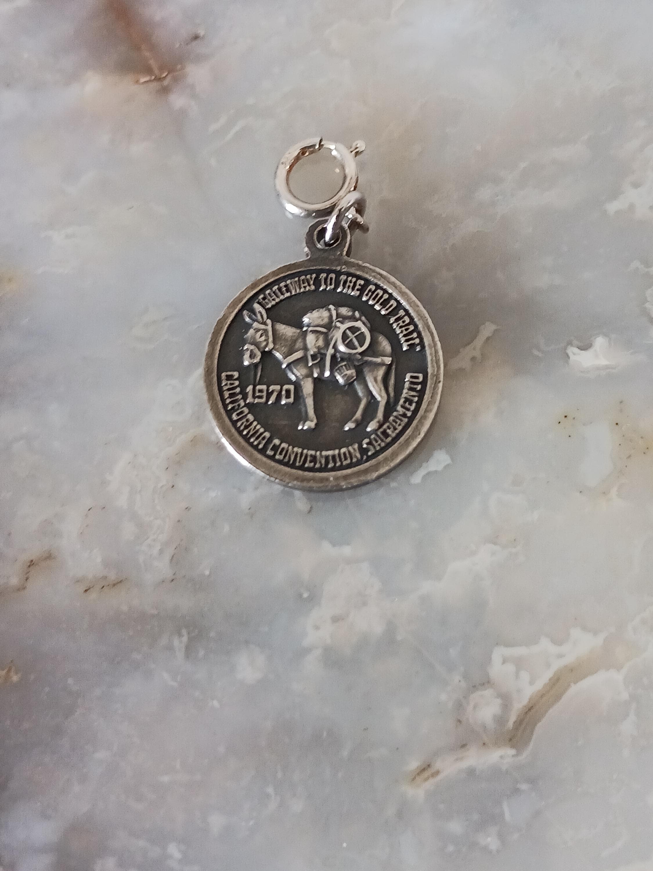 1970 Beta Sigma Phi Gateway to The Gold Trail Convention Charm