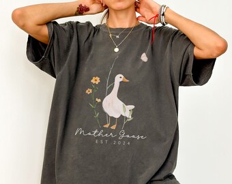 Mama Goose Shirt,Comfort Colors Pregnancy Shirt,Pregnancy Shirt Mom,Silly Goose,Pregnancy Shirt Gift,Baby Announcement,Cottagecore,Mom Shirt